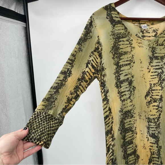 Daya Maxi Dress Womens Size Medium Gold Green Neon Snakeskin Print Half Sleeve - Picture 6 of 12